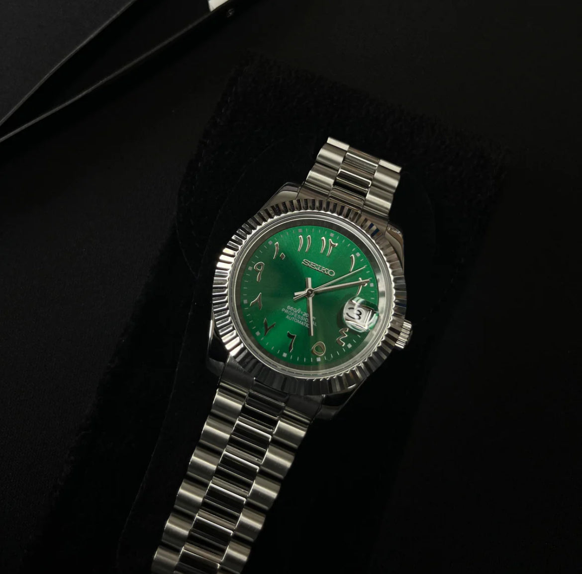 Seiko Arabic dial datejust - Green