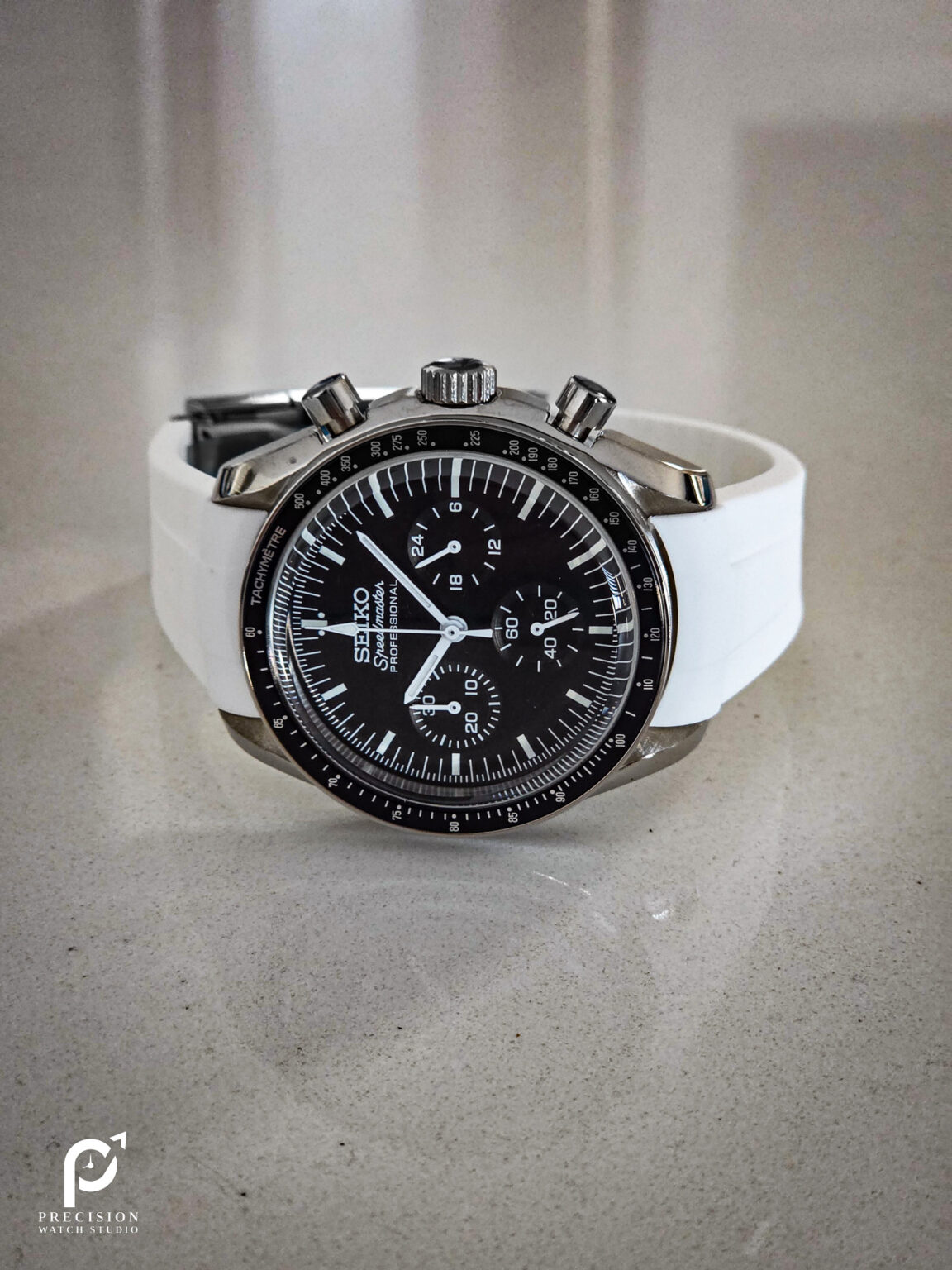 lifestyle darkmoon white2