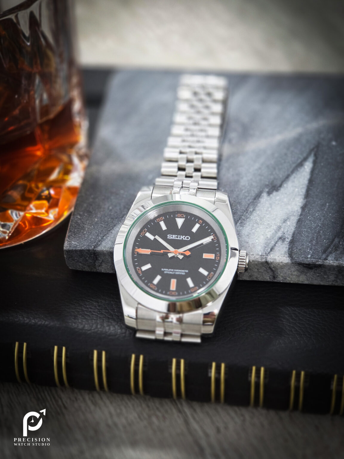 milgauss black j03