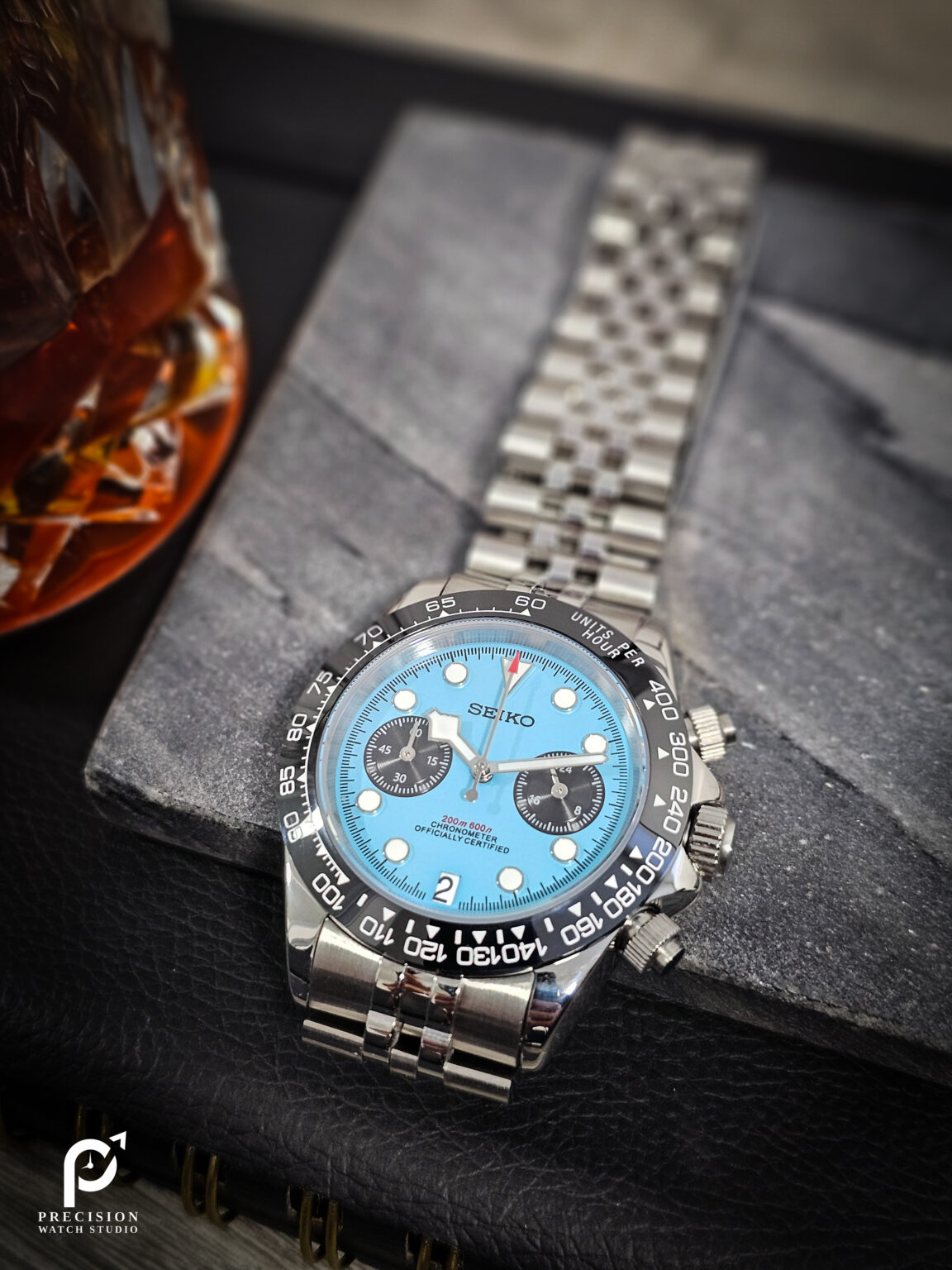 tudor chrono tiffany j03